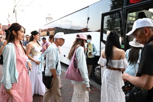 23rd Miss Chinese Beauty Pageant Finalists' Official Maine Location Shoot